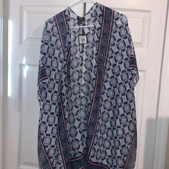 Ladies Roffe Topper - Picture 5 of 6